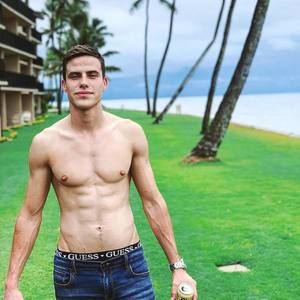 Meet your Posher, Srđan